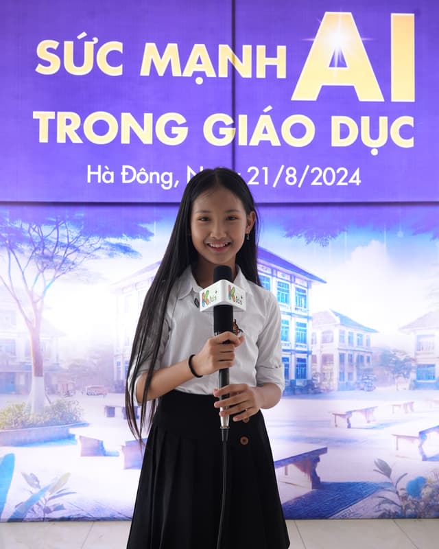 Học viên KIDS+ tác nghiệp tại hội thảo